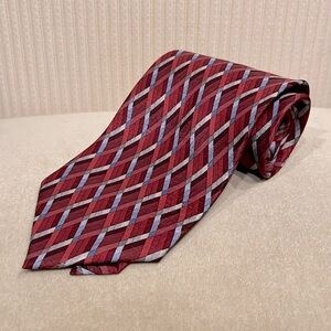 Vintage 90s men’s necktie RED BLUE GRAY geometric pattern 100% SILK 4” Retro EUC